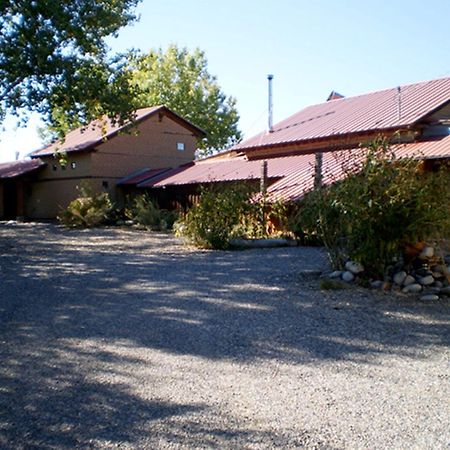 Silver River Adobe Inn Bed And Breakfast Farmington Eksteriør billede